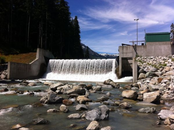 Barrage microcentrale hydroélectrique